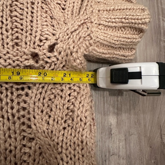 By Together Chunky Cream Crew Neck Cropped Sweater Boho Sz Large - Picture 2 of 7